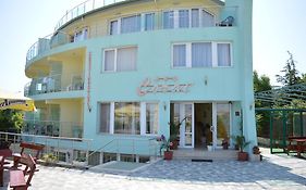 Отель Корал Созополь